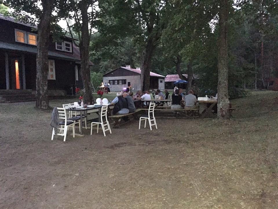 Oravapesa Guest House Häädemeeste 外观 照片